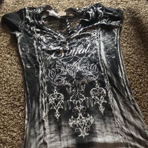 Sinful T-shirt adoreable back detail